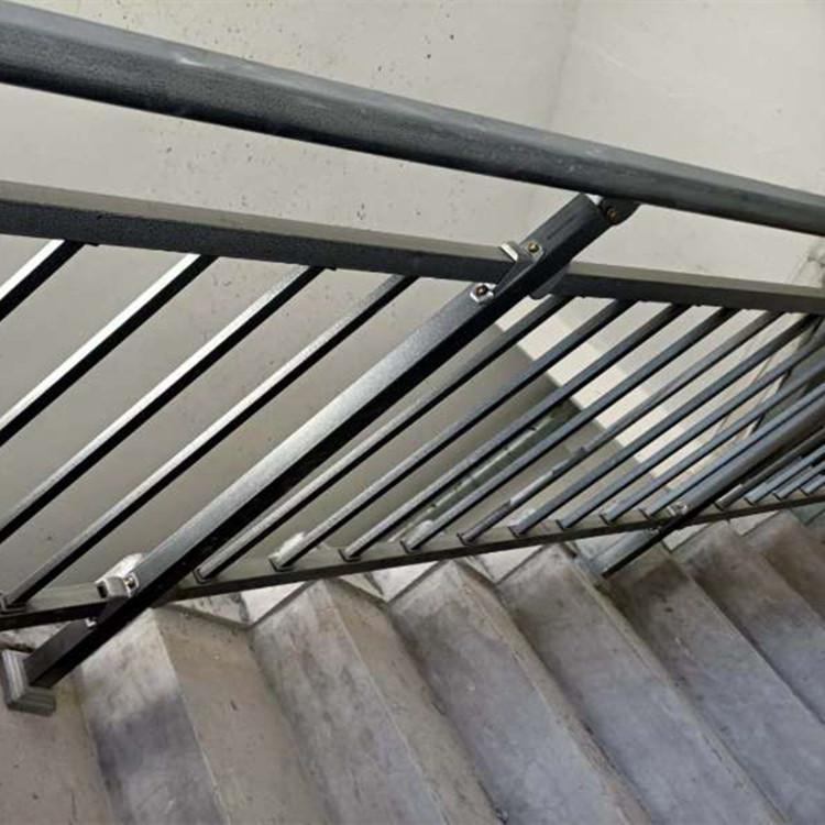 樓梯欄桿定制